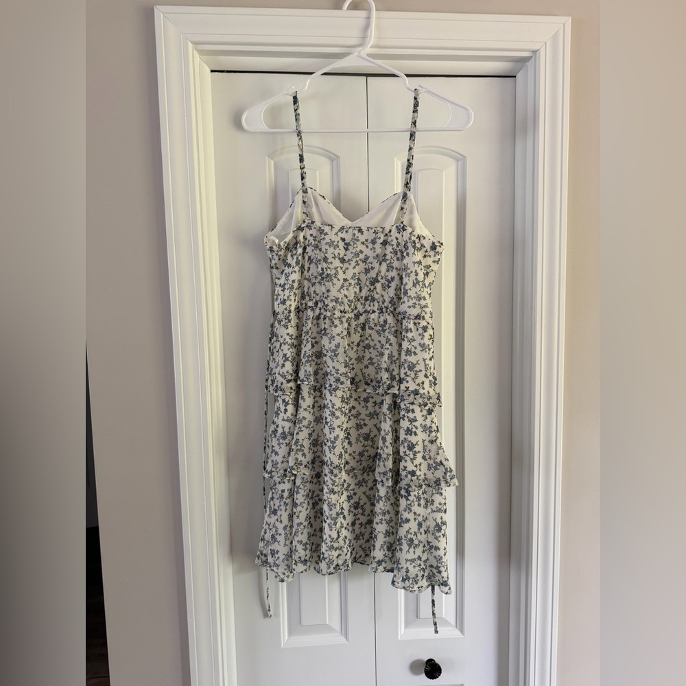 Spring/Summer Dress Bundle - Picture 4 of 14